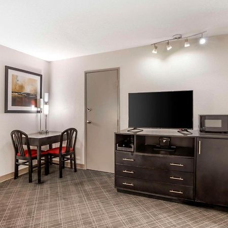 Comfort Suites Nashville Airport - Bna Exteriér fotografie
