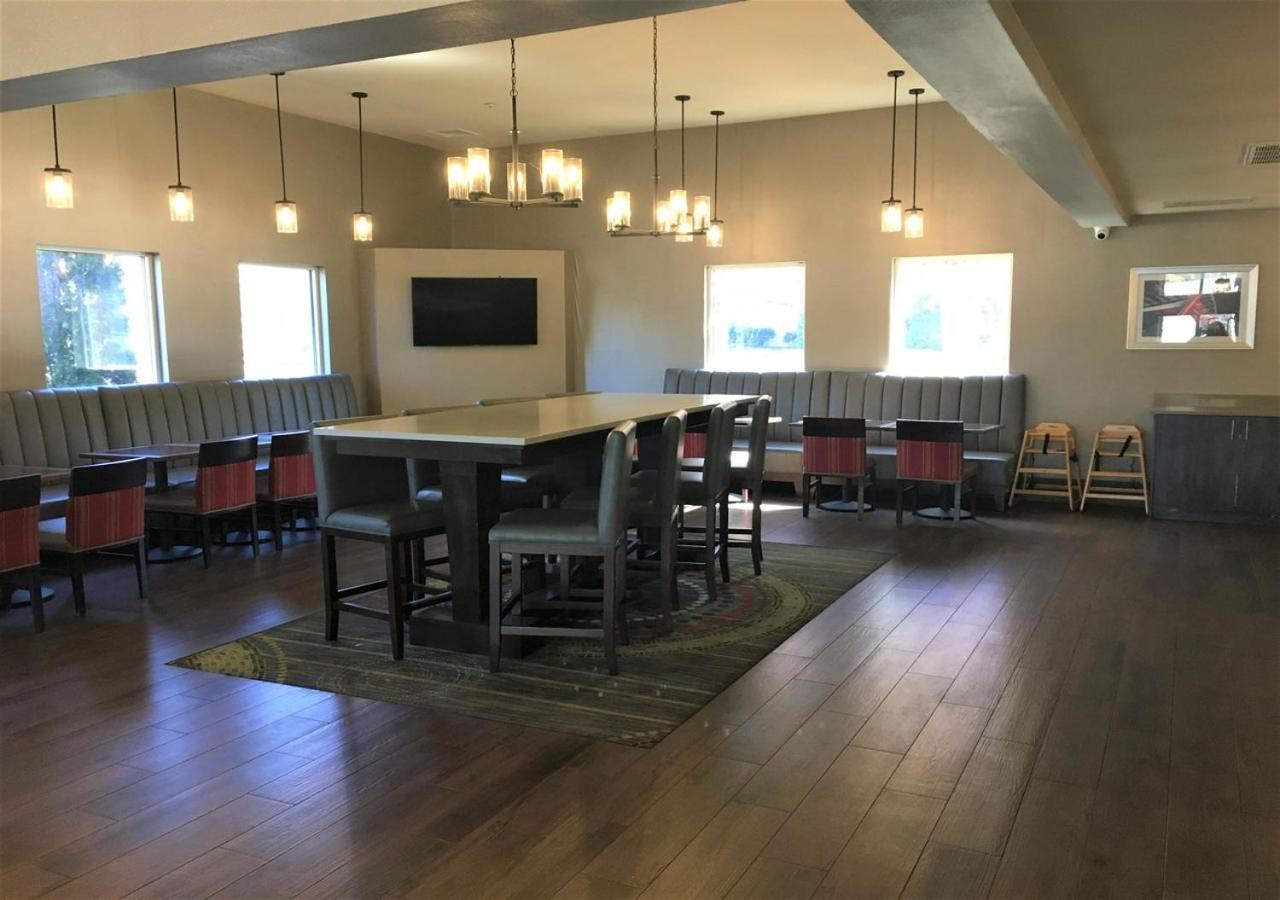 Comfort Suites Nashville Airport - Bna Exteriér fotografie