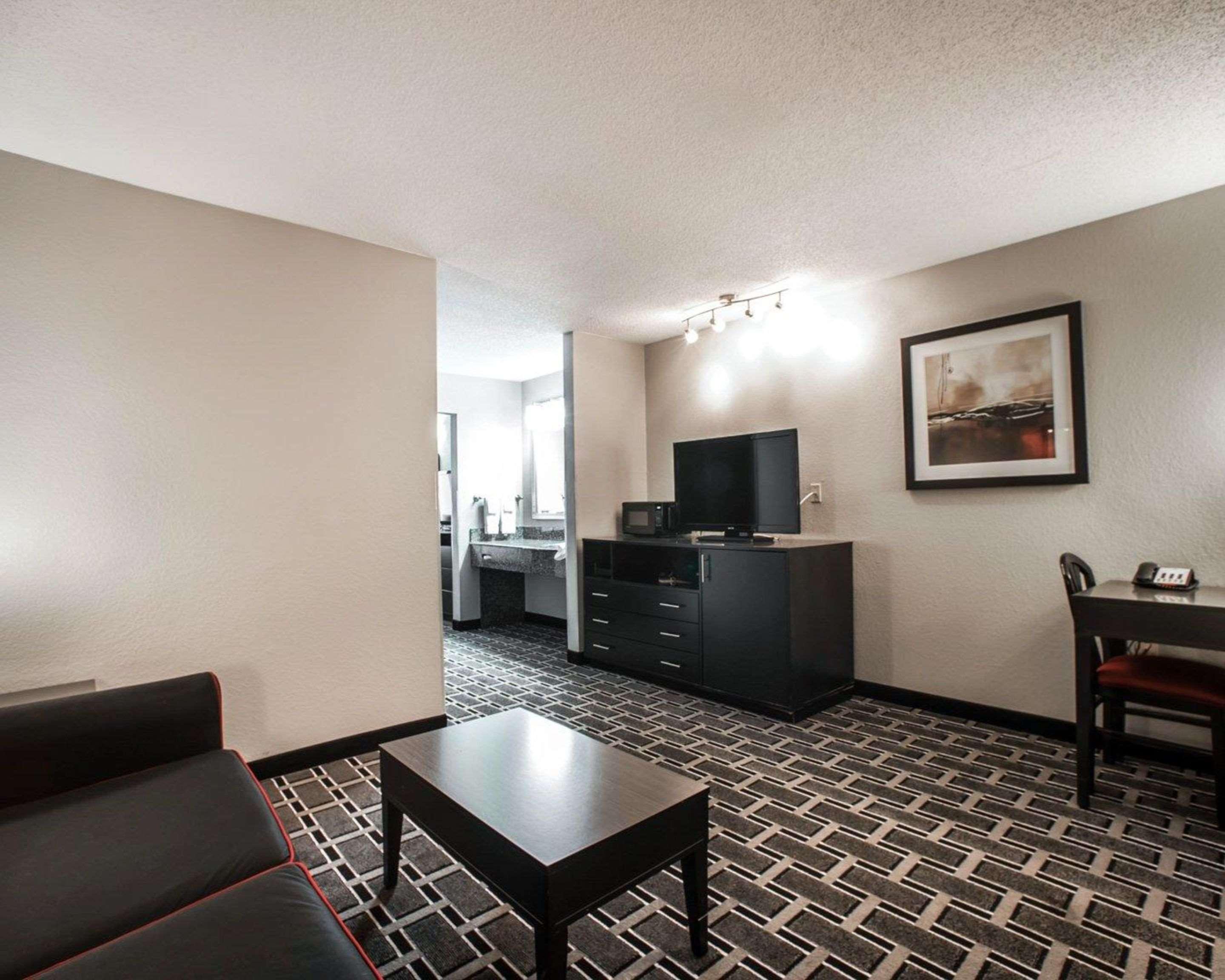 Comfort Suites Nashville Airport - Bna Exteriér fotografie