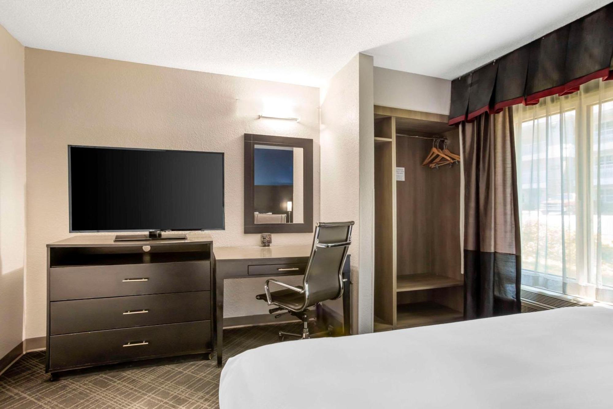 Comfort Suites Nashville Airport - Bna Exteriér fotografie
