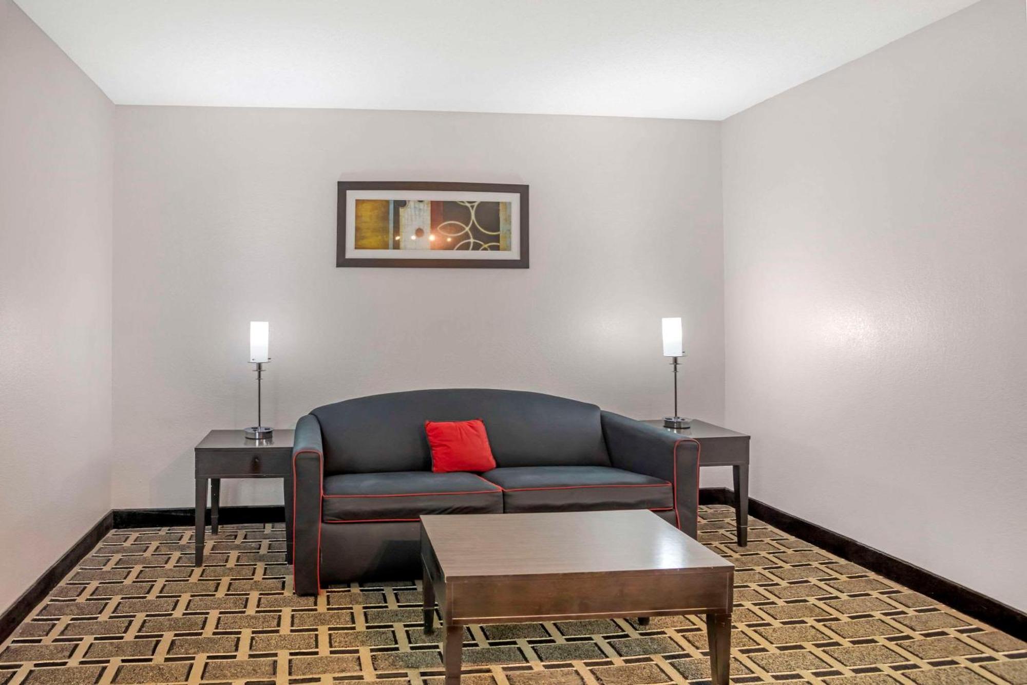 Comfort Suites Nashville Airport - Bna Exteriér fotografie
